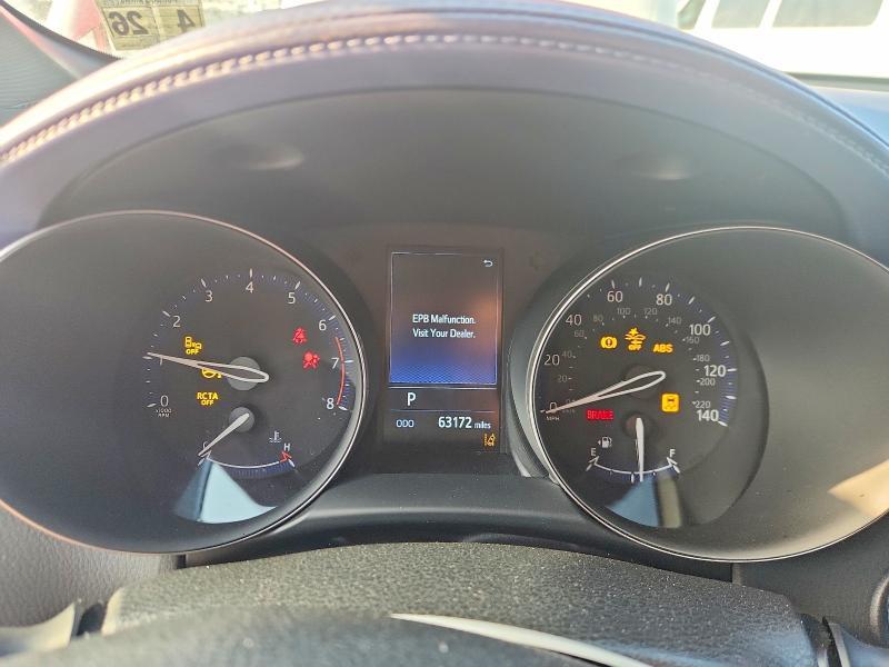 2021 Toyota C-hr xle