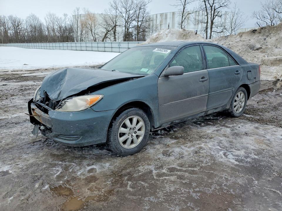 2003 Toyota Camry le