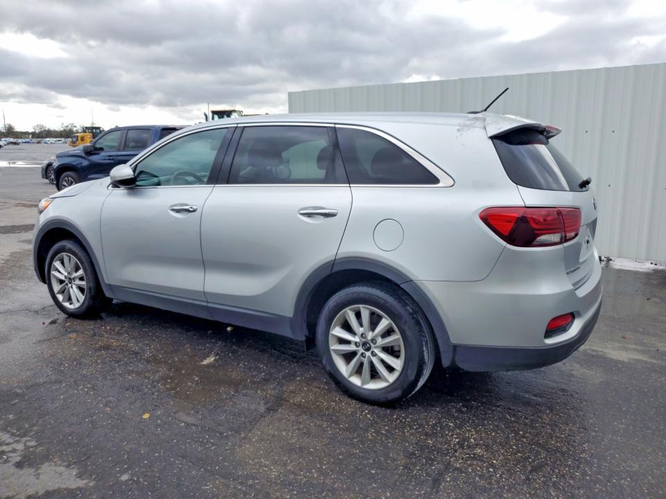 2020 KIA Sorento lx V6