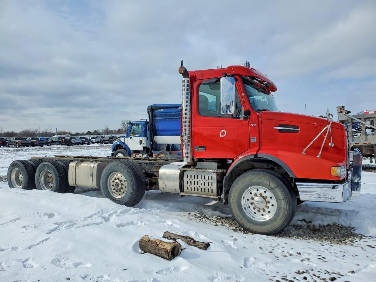 2015 Volvo VHD
