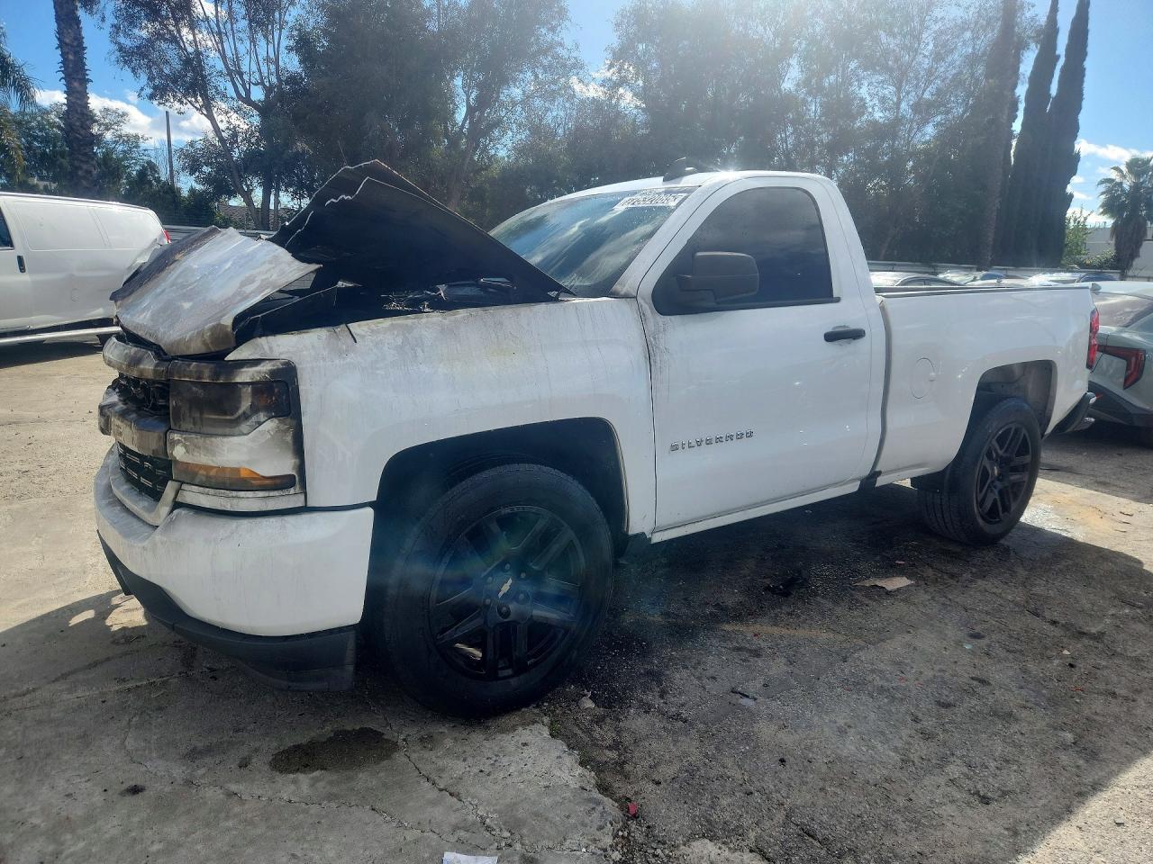 2018 Chevrolet Silverado C1500