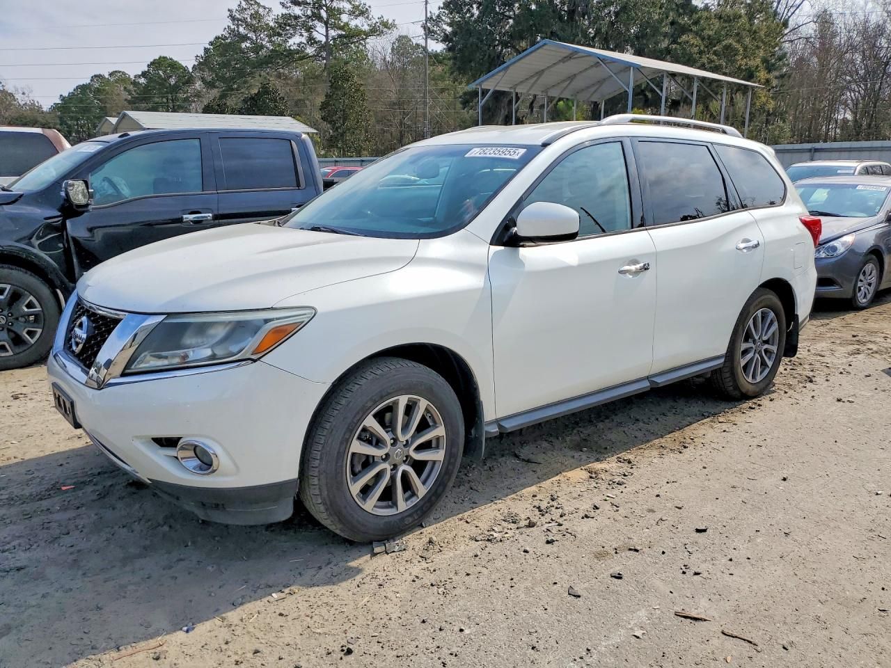 2016 Nissan Pathfinder s