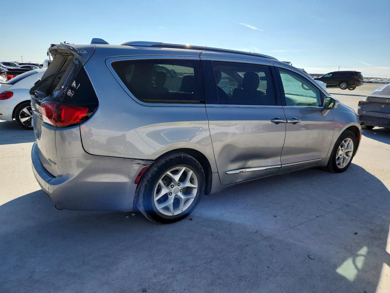 2020 Chrysler Pacifica Limited