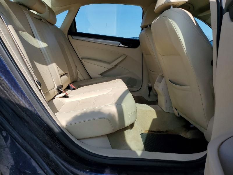 2015 Volkswagen Passat s