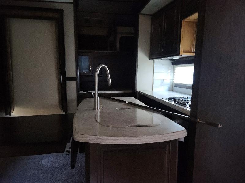 2019 Grand Desi Gn Solitude Camper
