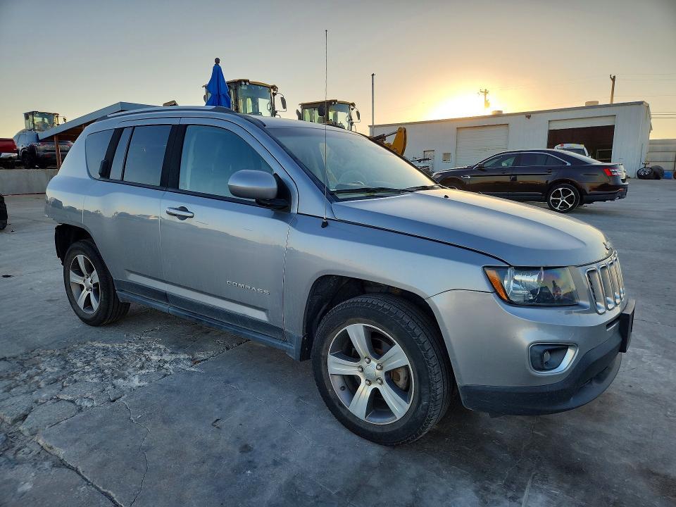 2016 Jeep Compass Latitude