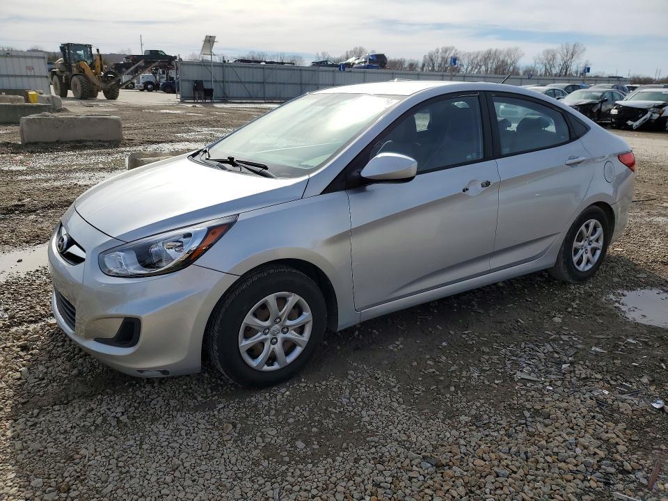 2013 Hyundai Accent gls