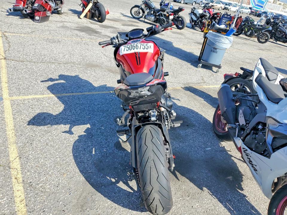 2024 Kawasaki ZR900 F