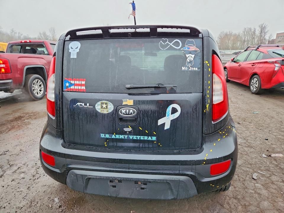 2012 KIA Soul +