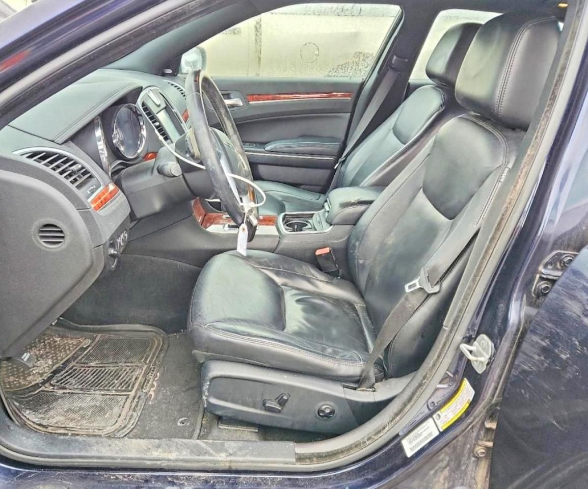 2012 Chrysler 300 Limited