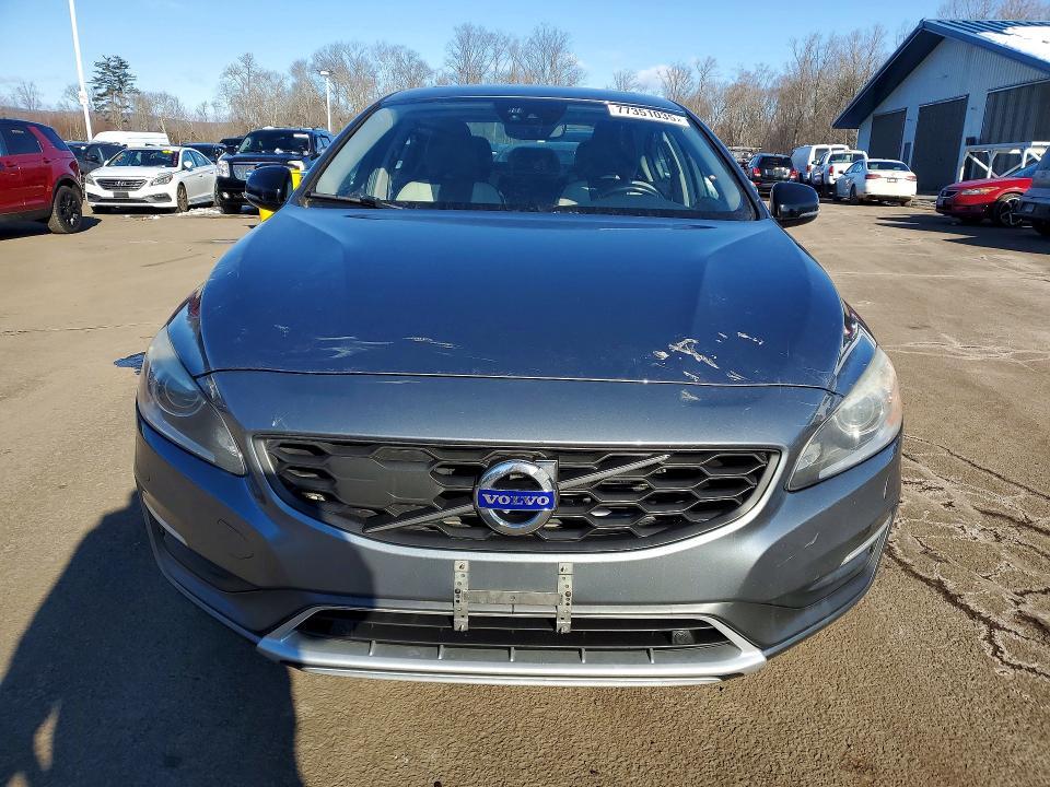2016 Volvo S60 Cross Country T5