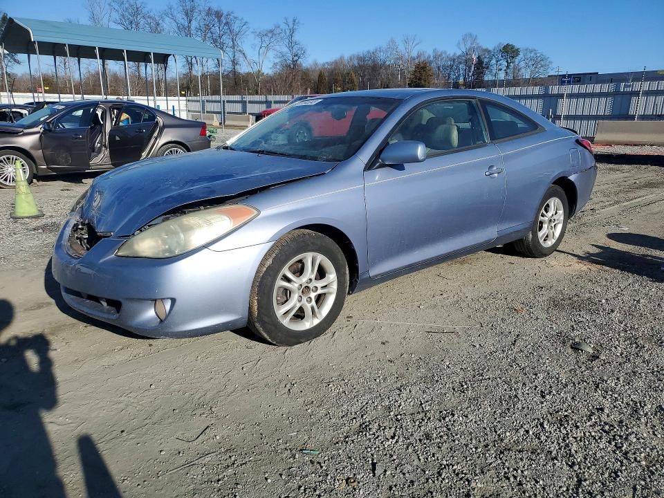 2004 Toyota Camry Solara se