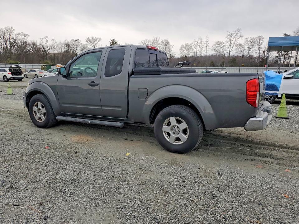 2006 Nissan Frontier King cab le