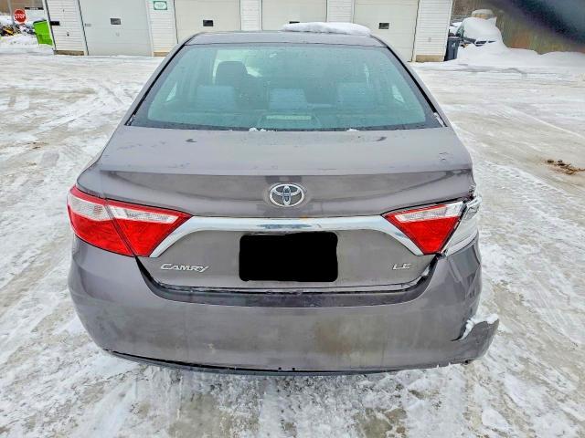 2017 Toyota Camry le