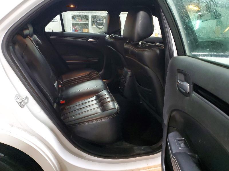 2019 Chrysler 300 s