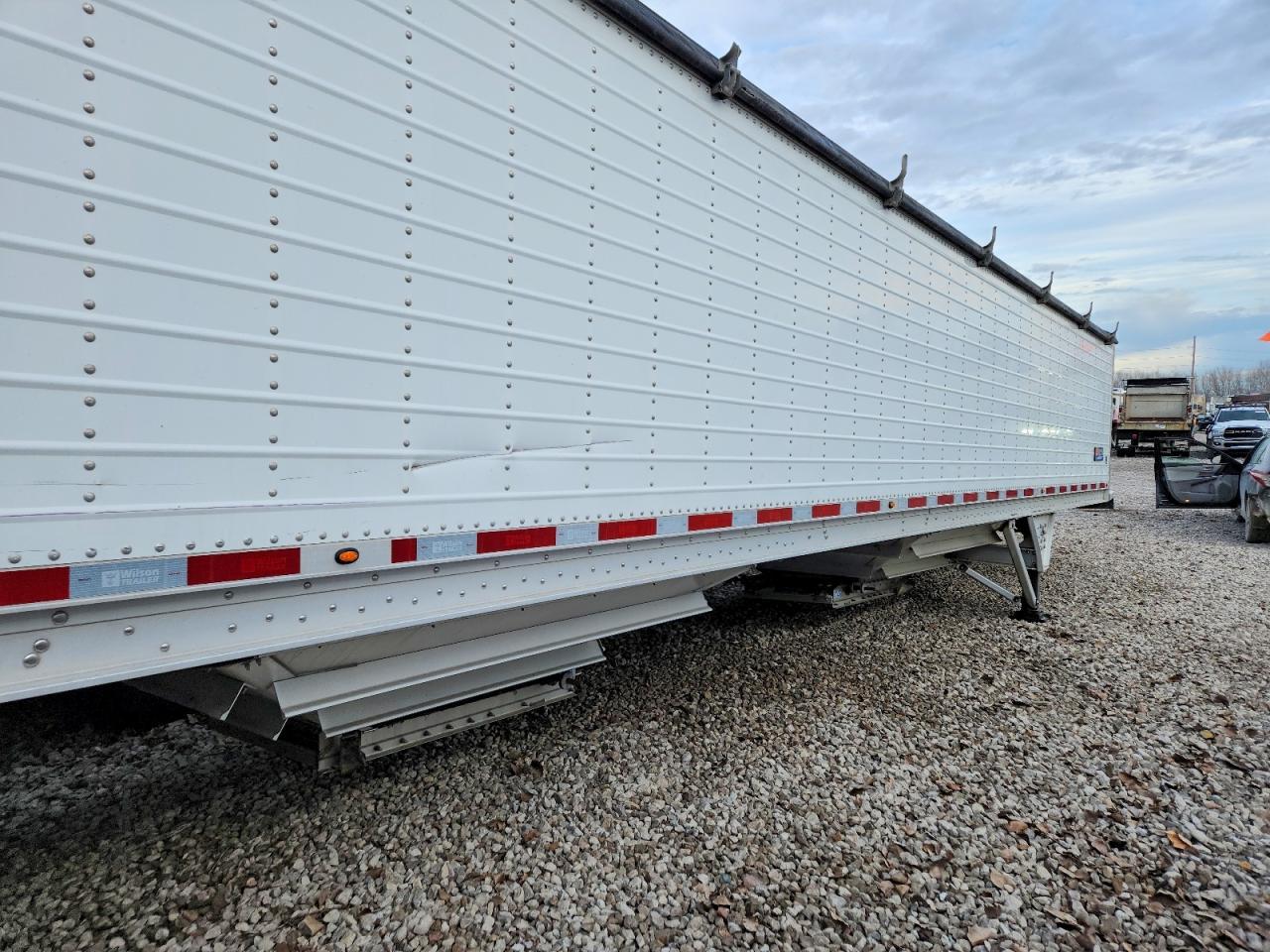 2019 Wilson Grain Trailer