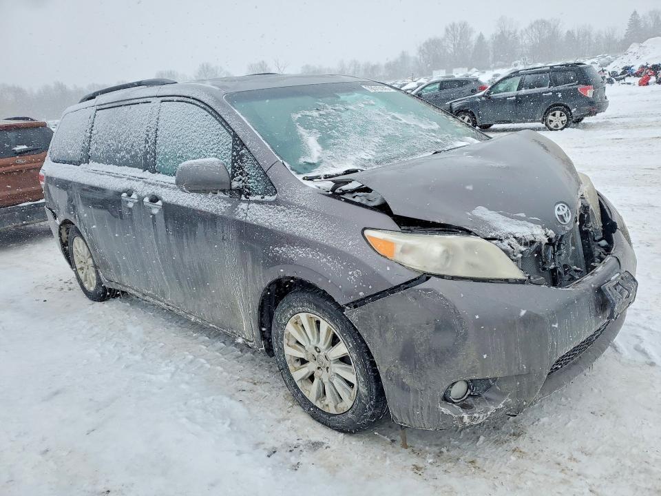 2011 Toyota Sienna