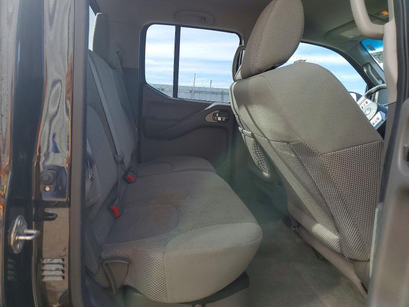 2016 Nissan Frontier sv