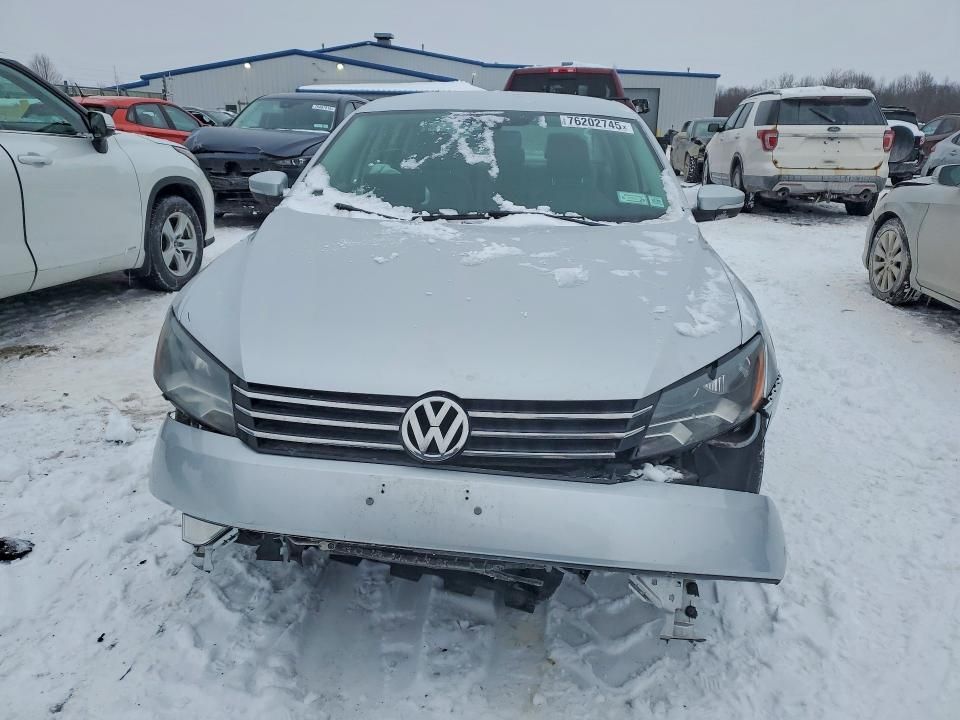 2015 Volkswagen Passat s
