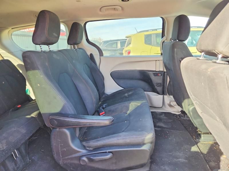 2019 Chrysler Pacifica l