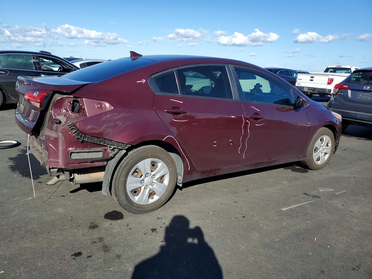 2017 KIA Forte lx