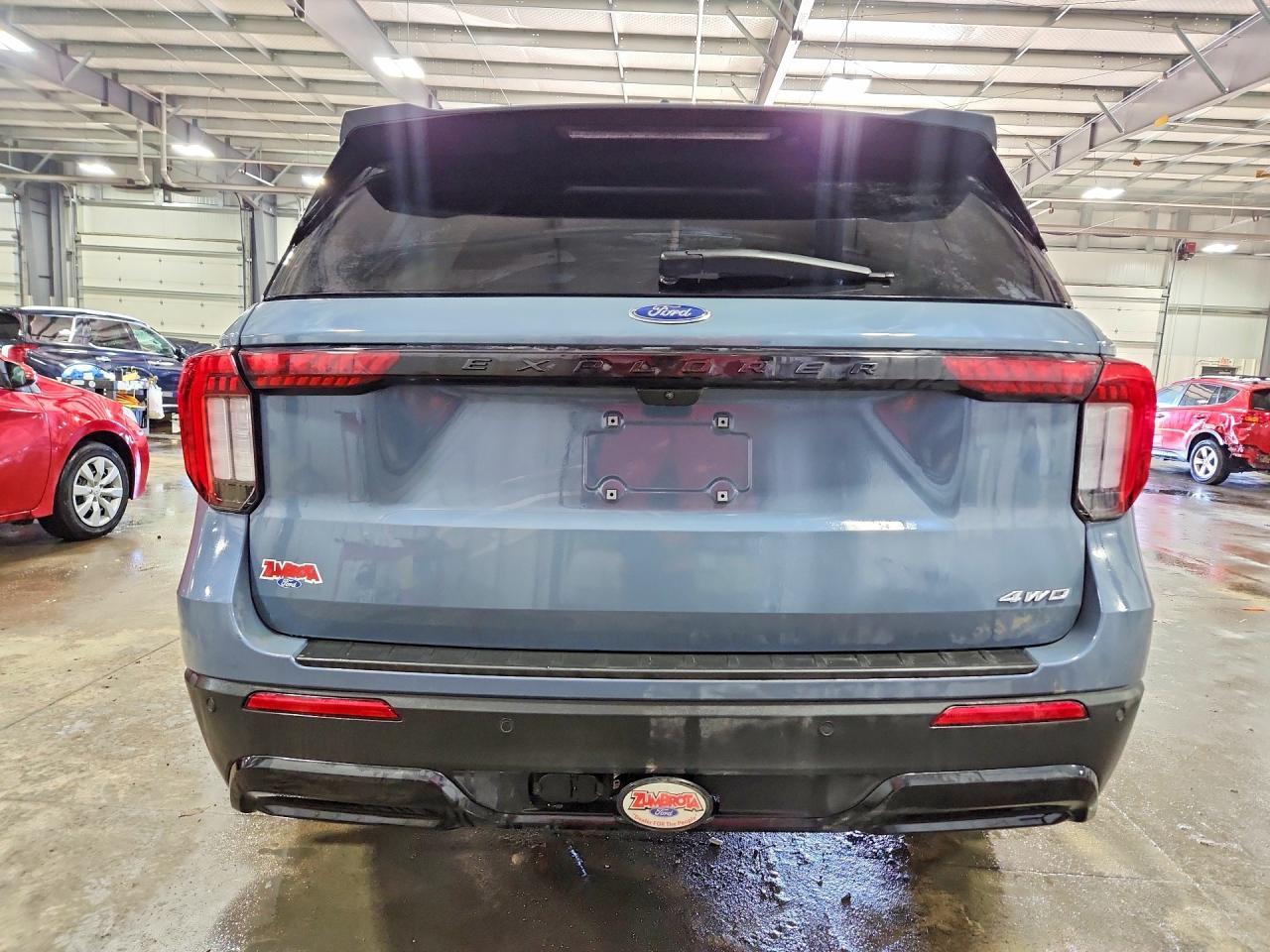 2025 Ford Explorer St-line