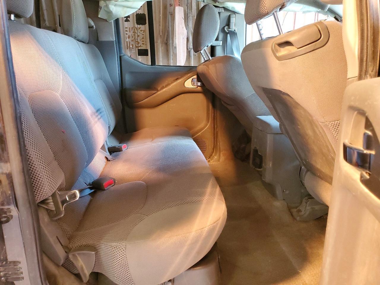 2014 Nissan Frontier S