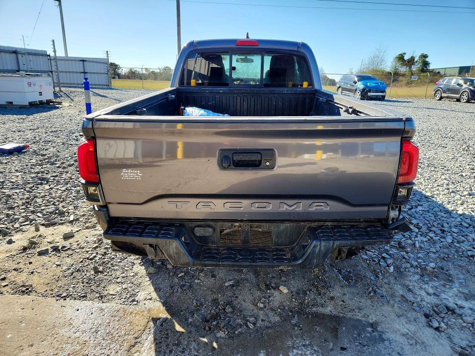 2016 Toyota Tacoma SR5