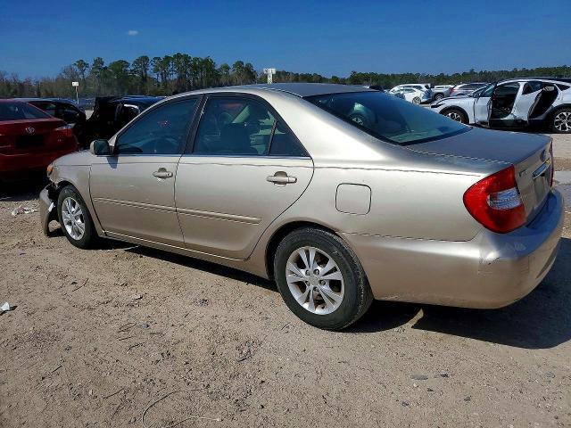 2004 Toyota Camry le