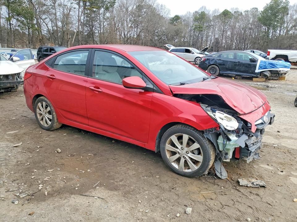 2013 Hyundai Accent gls
