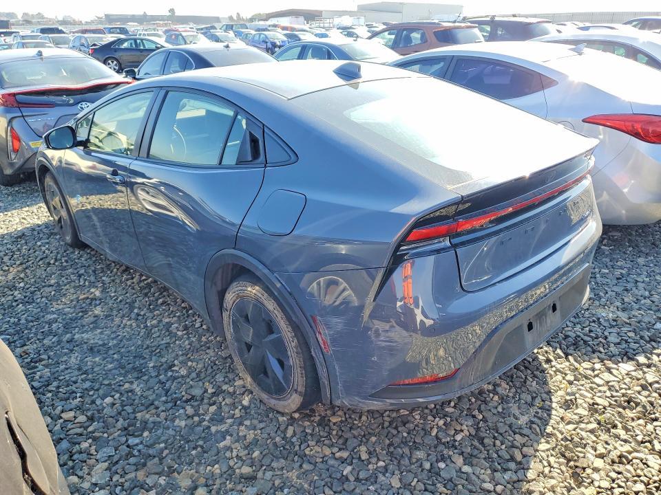 2023 Toyota Prius le
