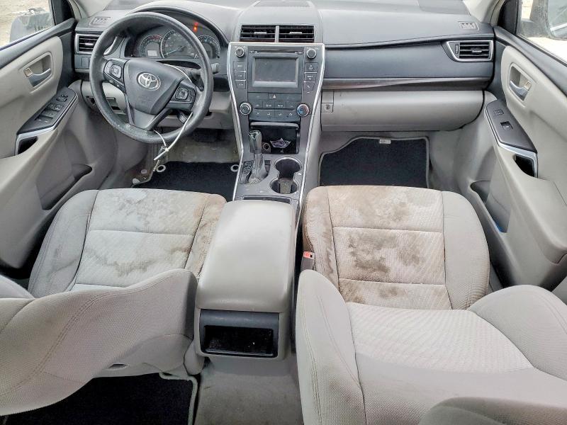 2015 Toyota Camry le