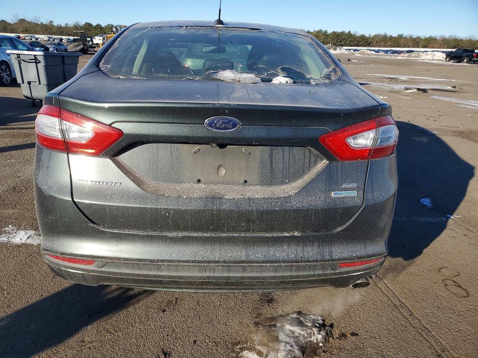 2016 Ford Fusion se