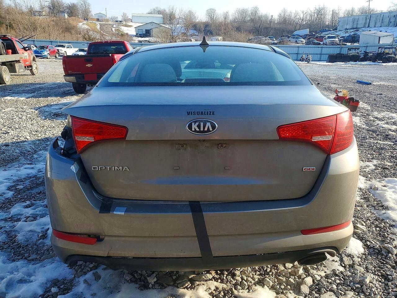 2013 KIA Optima lx