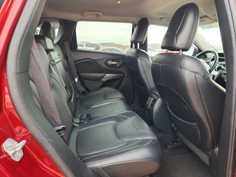 2019 Jeep Cherokee Overland