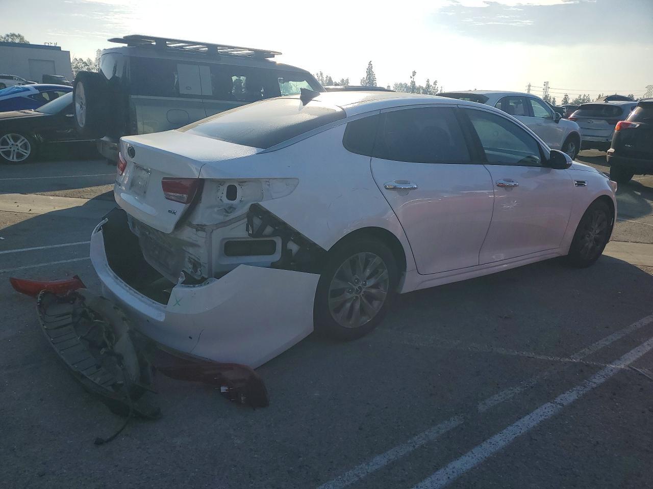 2016 KIA Optima ex