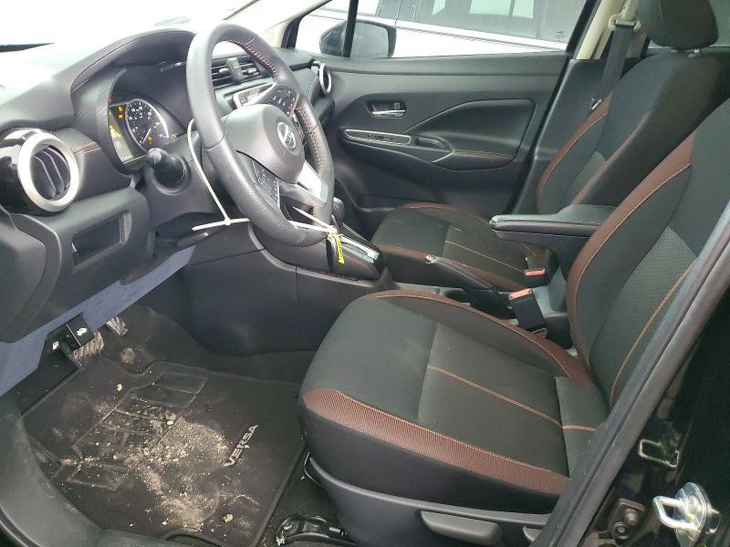 2022 Nissan Versa sr
