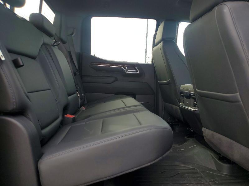 2024 GMC Sierra K1500 Elevation
