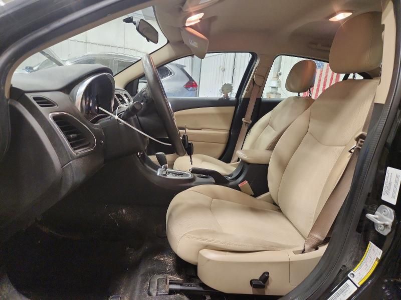 2012 Chrysler 200 lx