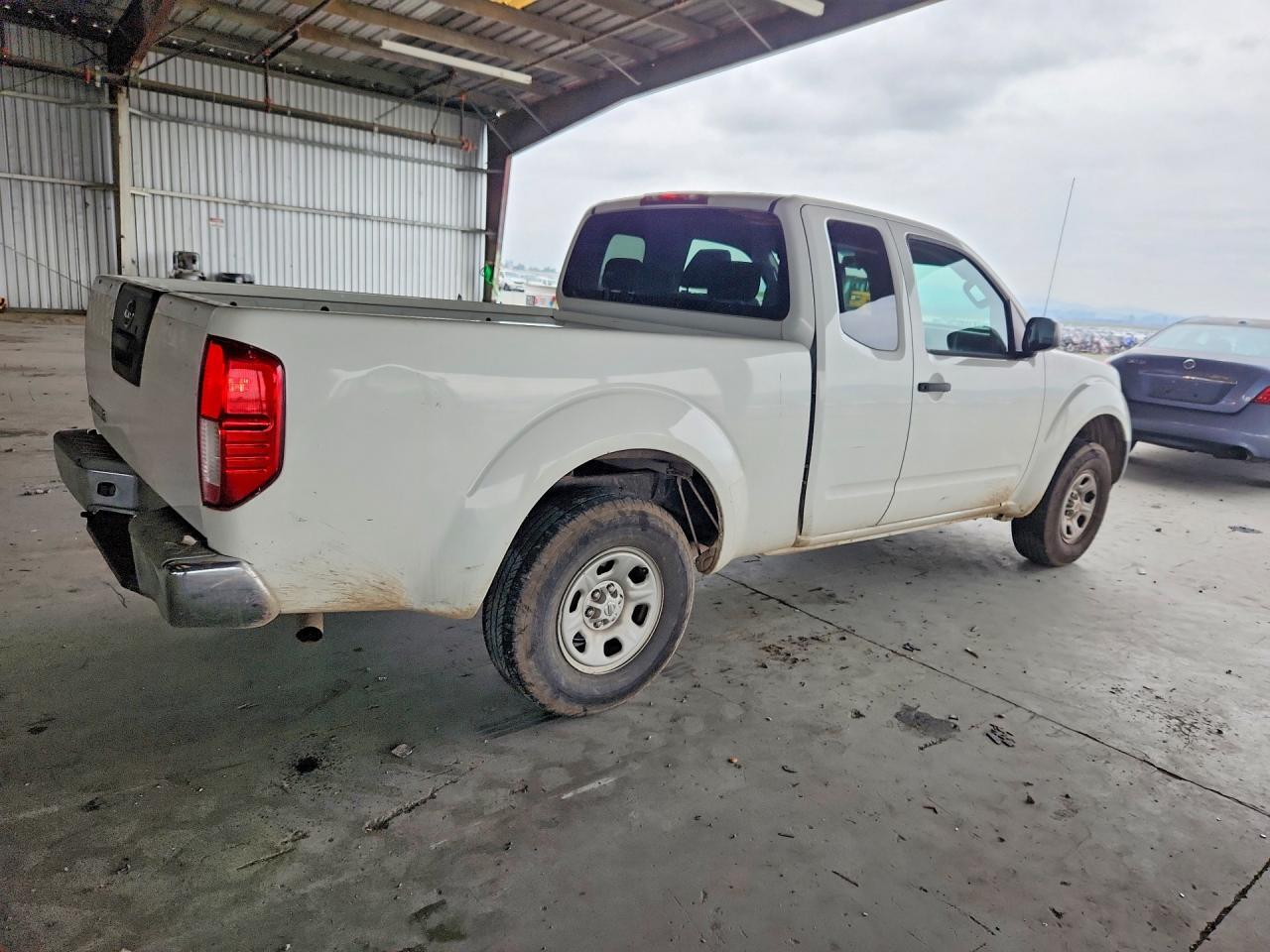 2015 Nissan Frontier S