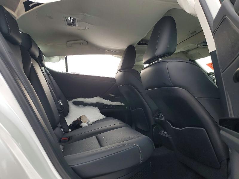2024 Lexus Es 300h f Sport Handling