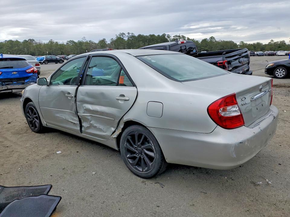 2002 Toyota Camry le