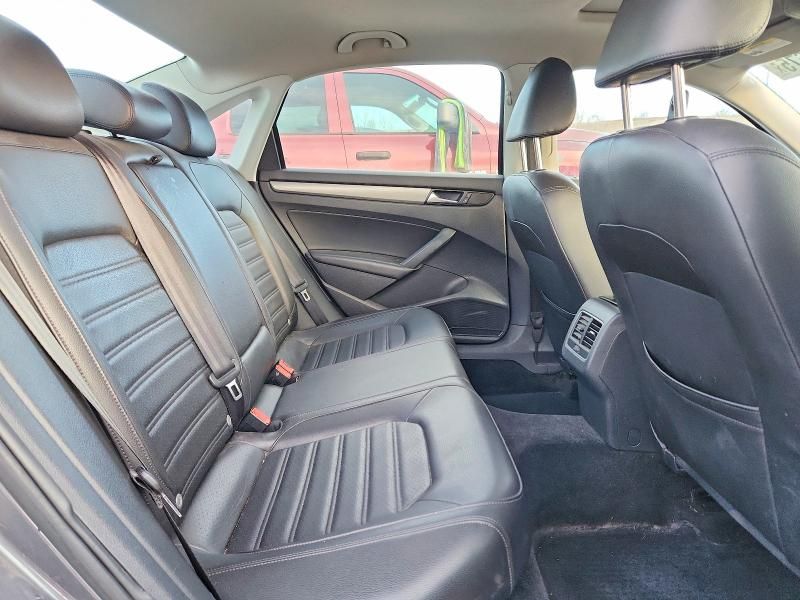 2015 Volkswagen Passat se