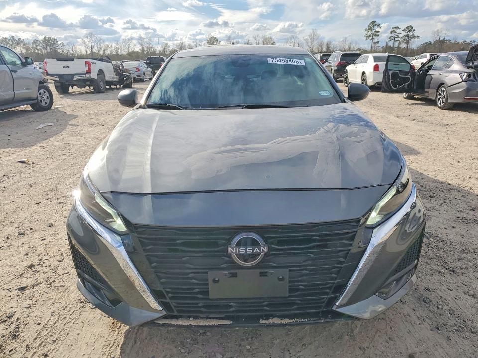 2025 Nissan Altima s