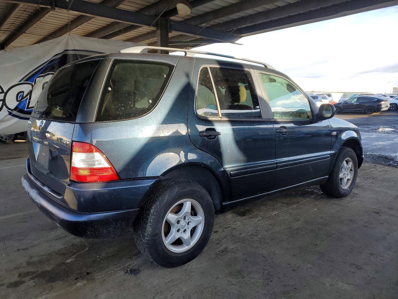 2000 Mercedes-Benz Ml 320
