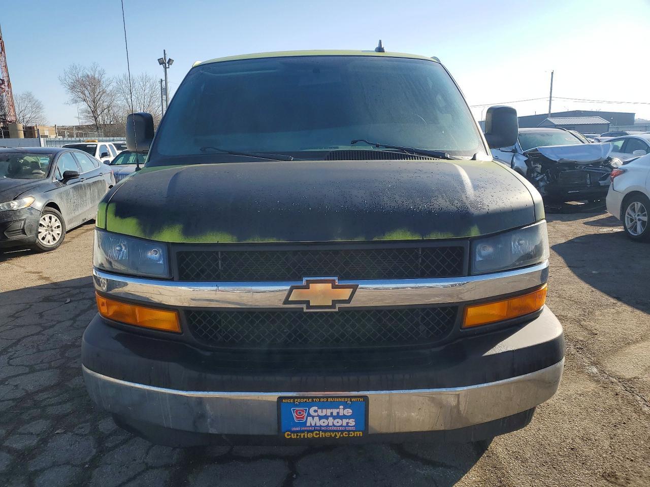 2020 Chevrolet Express G2500