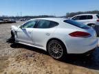 2016 Porsche Panamera 2