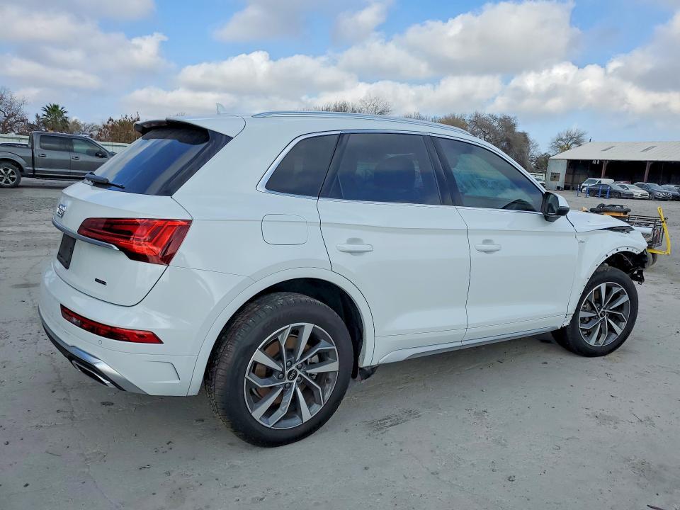 2025 Audi Q5 Premium 45