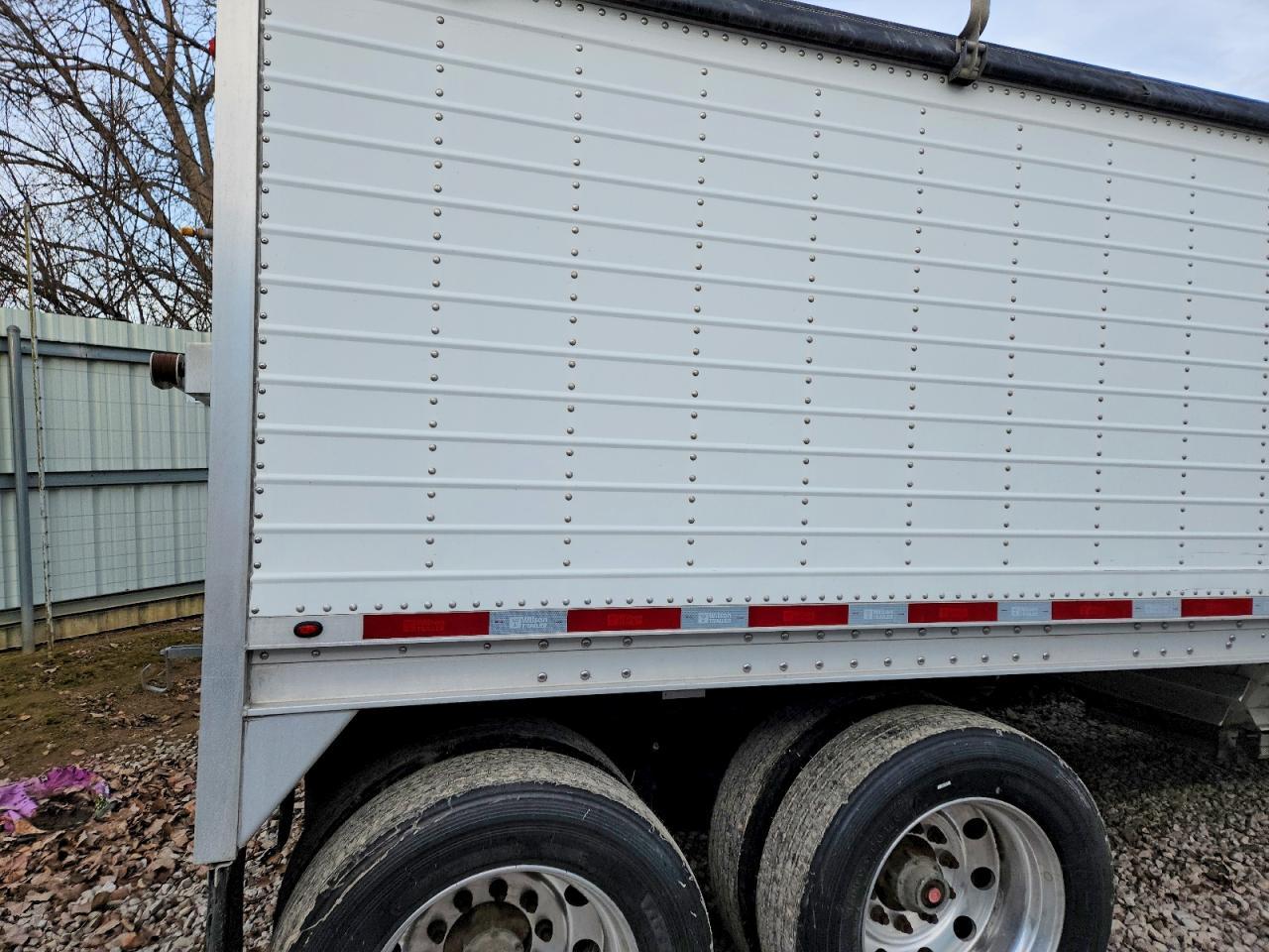 2019 Wilson Grain Trailer