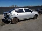 2013 Nissan Versa s